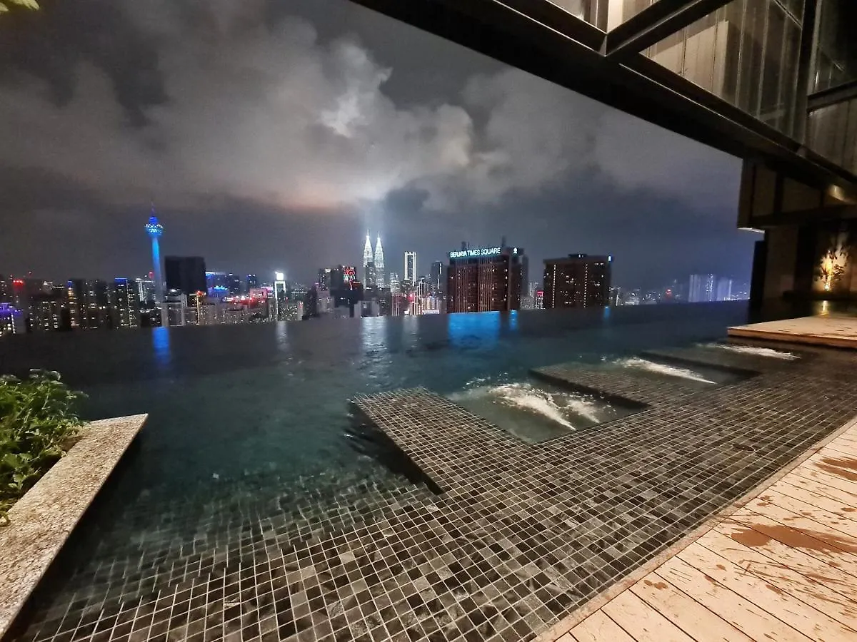 Lucentia Residence World Class Facilities Apartment Infinity Pool Stunning View Kuala Lumpur